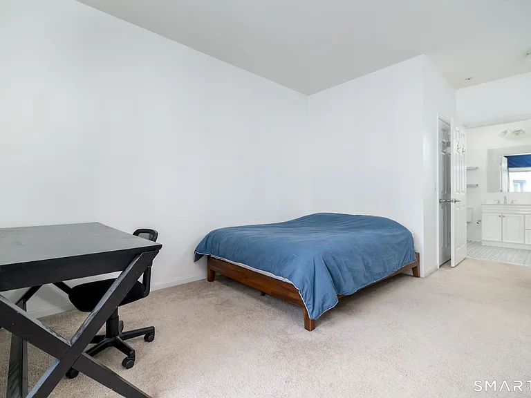 850 E Main St #412 — Photo 10