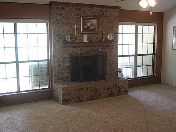 3rd image of 7919 Meadowbrook Ave