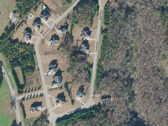 3rd image of 190 Limbaugh Valley Dr