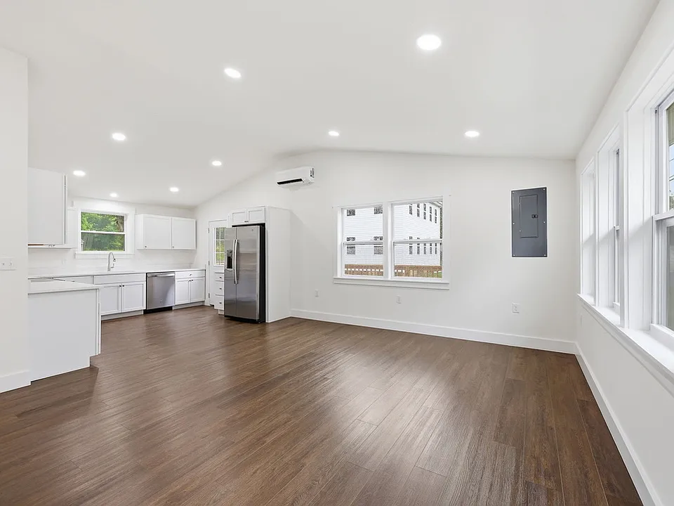 170 Kearneysville Pike