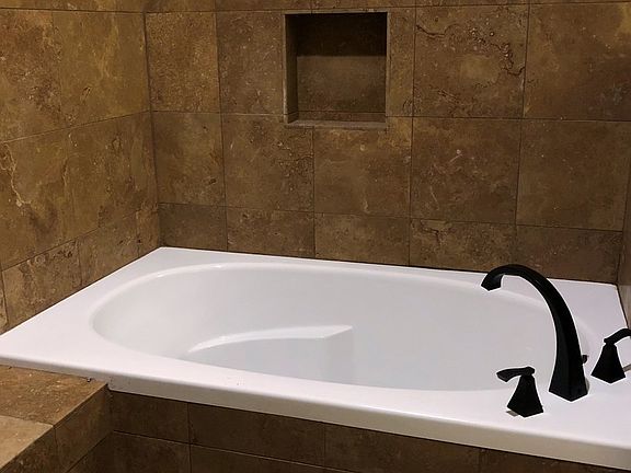 4th image of 2402 Broadmoor Dr #4107CC