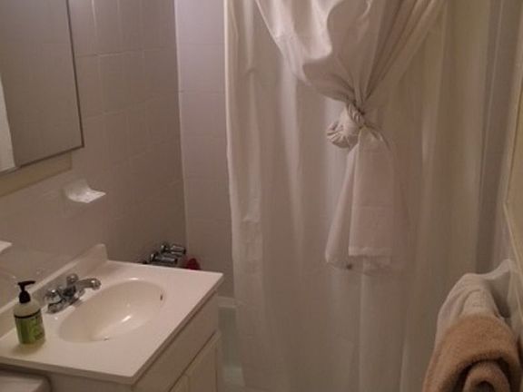 5th image of 243 E 81st St APT 2E