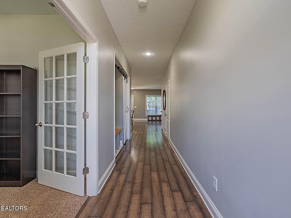 5th image of 3447 Greentree Ln