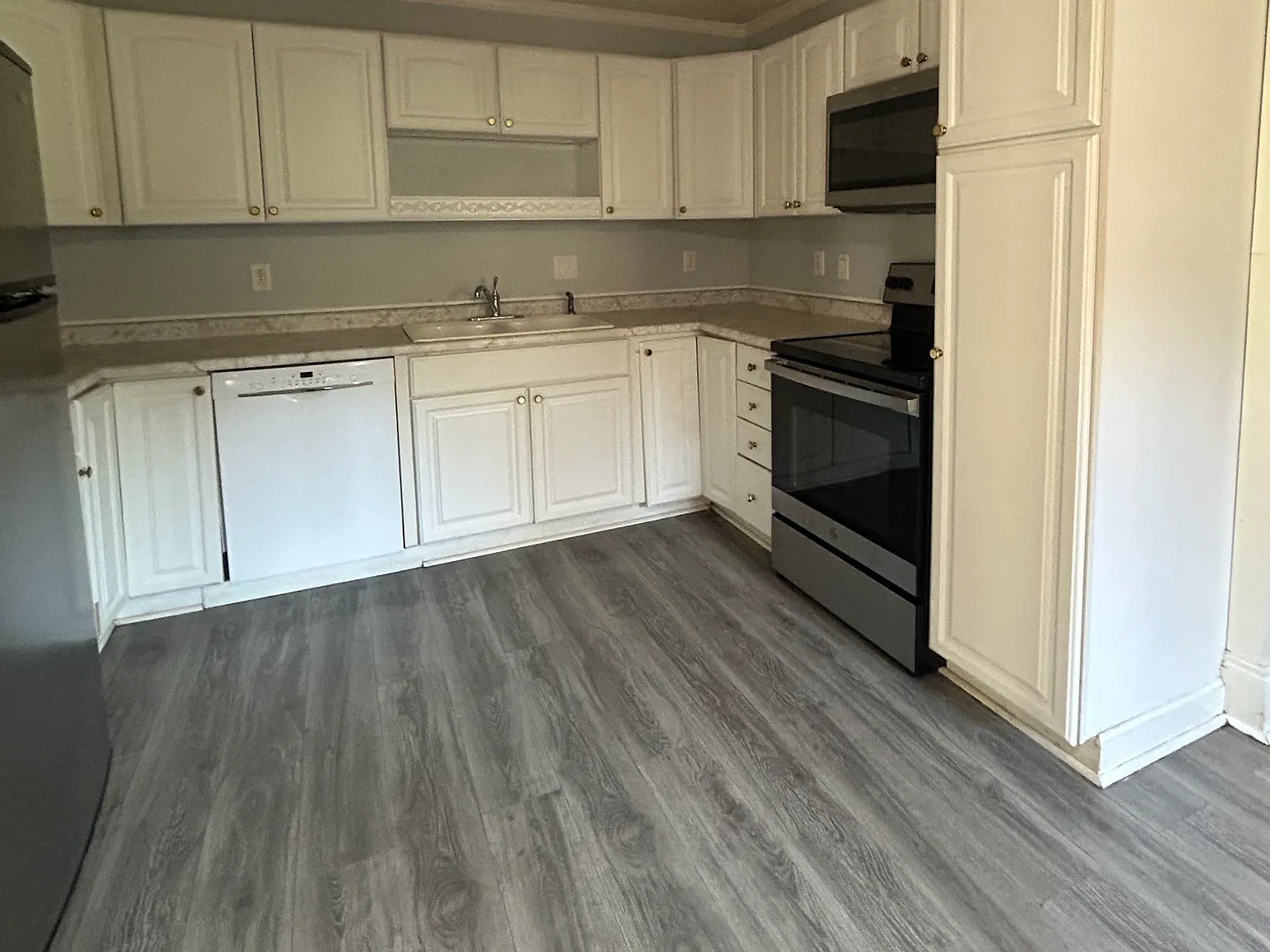 3 bed, 1161 sqft, $1,400 — Photo 4