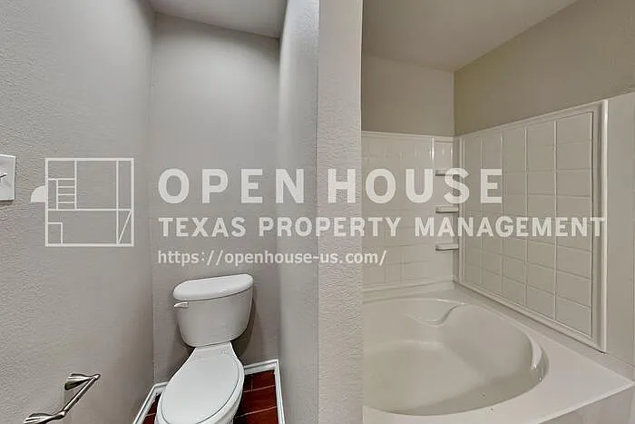 12141 Thicket Bend Dr — Photo 10