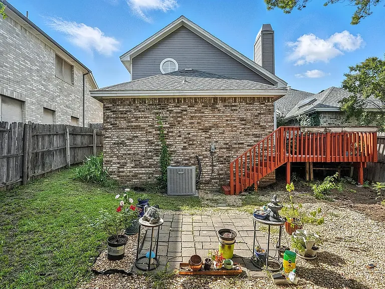 1426 Harmony Ln — Photo 40