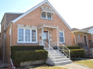 3737 N Oketo Ave, Chicago, IL