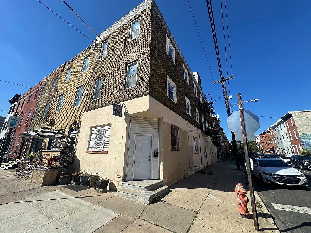 1501 Reed St APT 2, Philadelphia, PA 19146 | Zillow