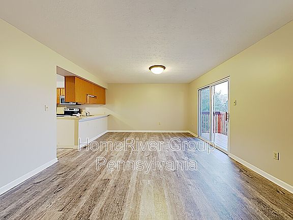 2nd image of 111 Antler Hollow Ct