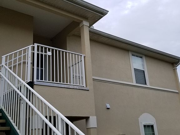 Stairs to 316