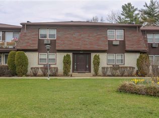 5 Church Ln APT N, Valley Cottage, NY 10989