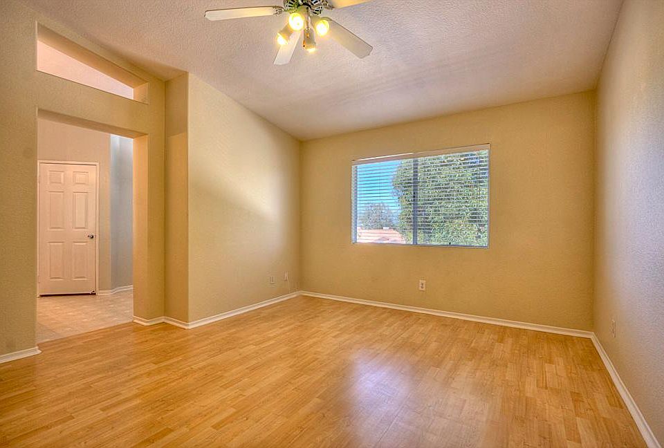 1st image of 10668 Tipperary Way