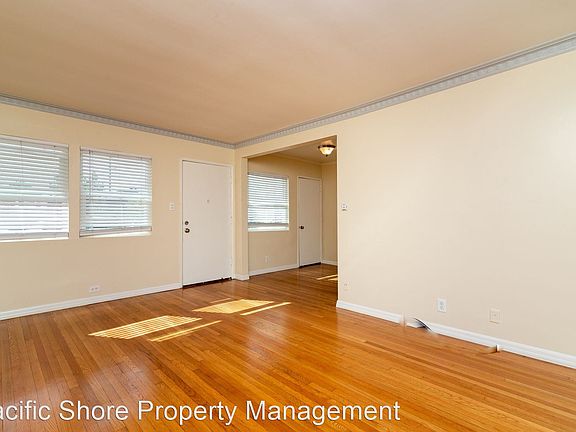 3rd image of 1715 Ellsmere Ave APT 2