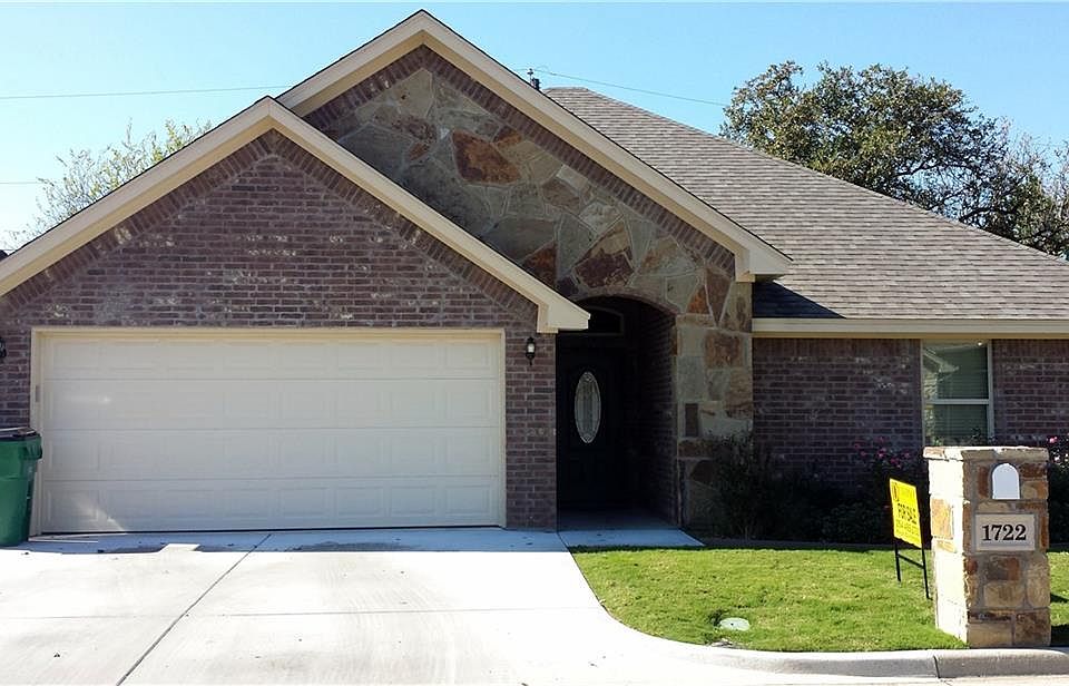 1st image of 1724 Sully Ct