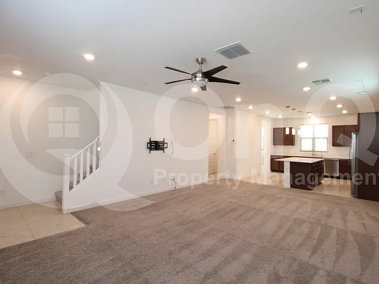 1158 E Sabino Dr — Photo 6