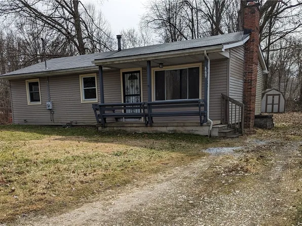 3866 Blake Ave, Ravenna, OH 44266