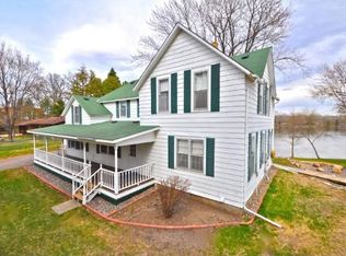 9204 W River Rd, Brooklyn Park, MN 55444