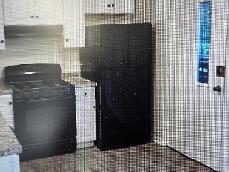 18 Allen Ct #F — Photo 15