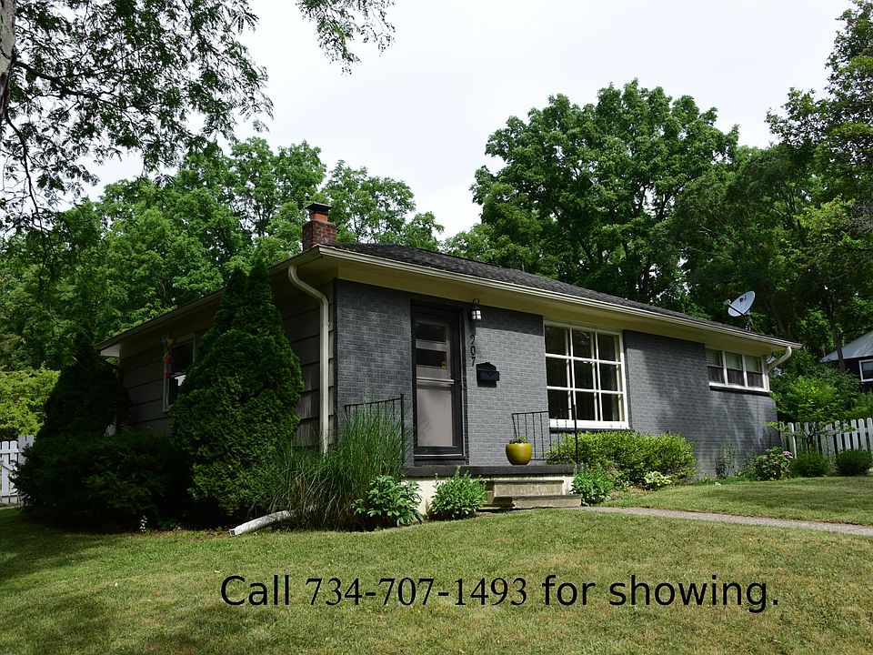 1st image of 907 Loyola Dr