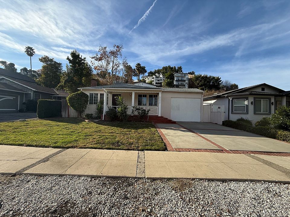 1st image of 5203 Canoga Ave