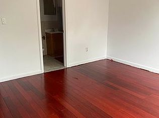 674 E 3rd St #2A, Brooklyn, NY 11218