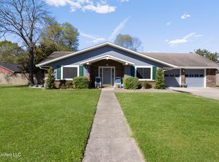 11241 Eva Dr, Gulfport, MS 39503