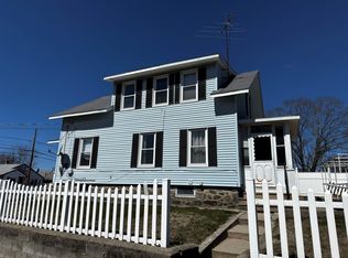 255 White St, Lowell, MA 01854