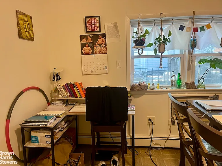 543 Bloomfield St #1R — Photo 3