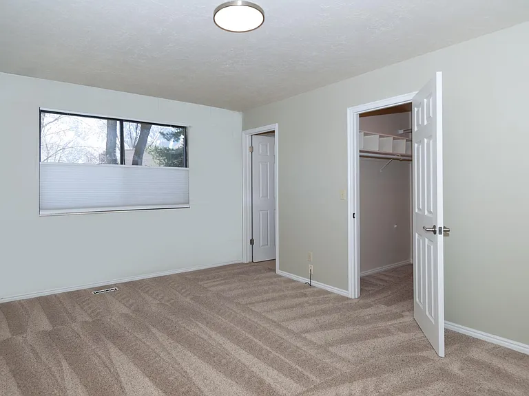 10029 S Countrywood Dr — Photo 23