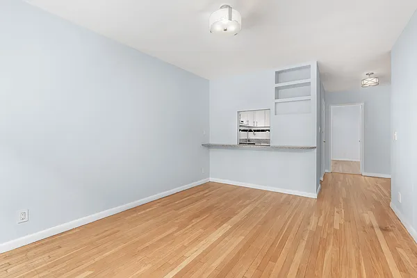 Rented by Compass | media 21