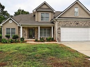 11071 Deep Cove Dr, Tega Cay, SC 29708