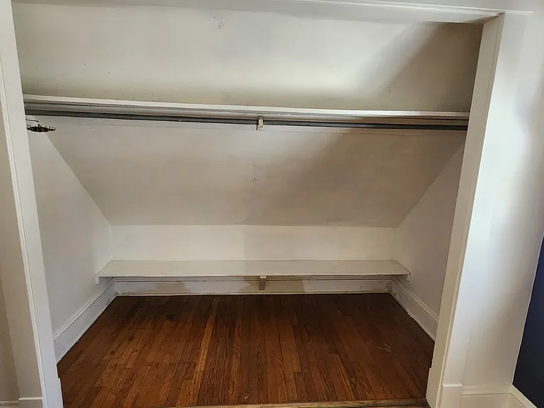 212 Roosevelt Ave — Photo 31