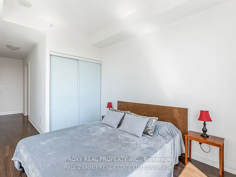 7167 Yonge St #621 — Photo 9