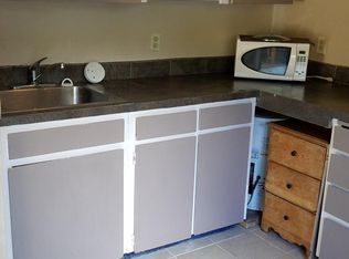 8150 SW Canyon Dr, Portland, OR 97225