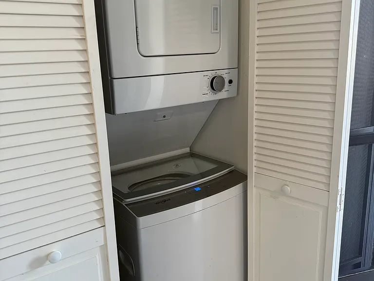 1290 SE Parkview Pl #A3 — Photo 14
