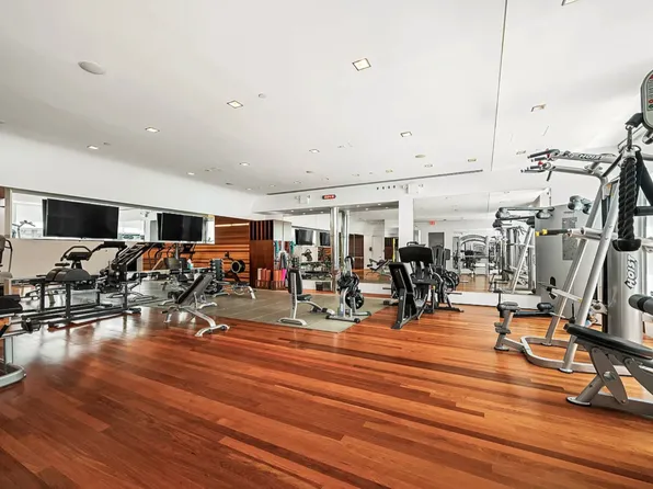 60 East 55th Street image 8 of 8