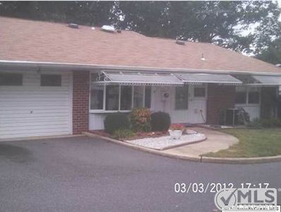 912A Dumbarton Dr, Lakewood, NJ, 08701