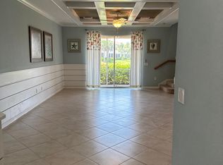 10323 Via Colomba Cir, Fort Myers, FL 33966