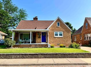 108 N Kickapoo Ter, Peoria, IL 61604