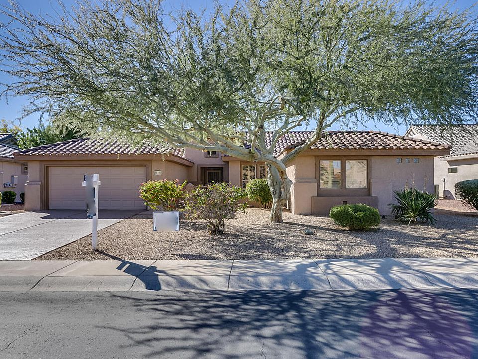 1st image of 16217 W Sandia Park Dr