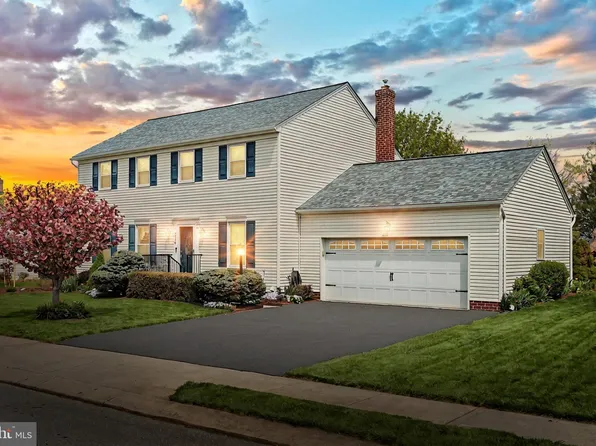 3030 Quail Ln, York, PA 17408