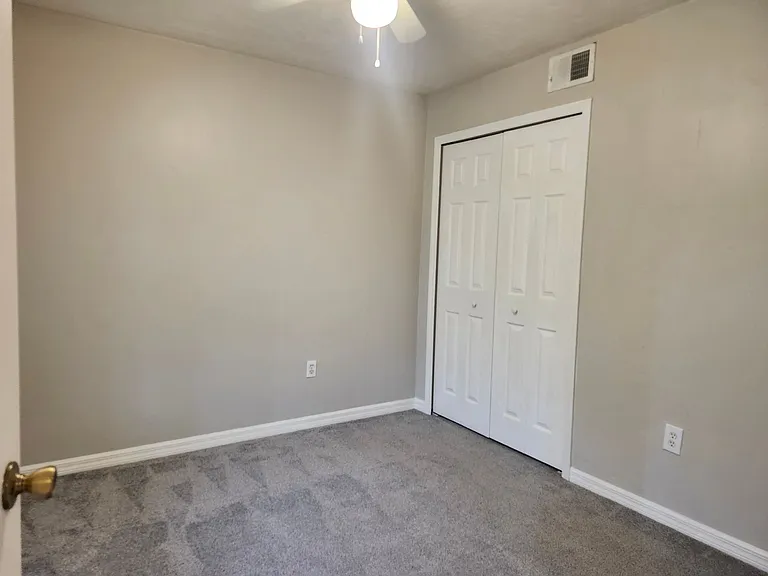 621 SW 47th Ter #103 — Photo 9