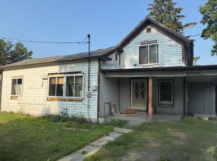 307 N Main St, Kingsbury, IN 46345