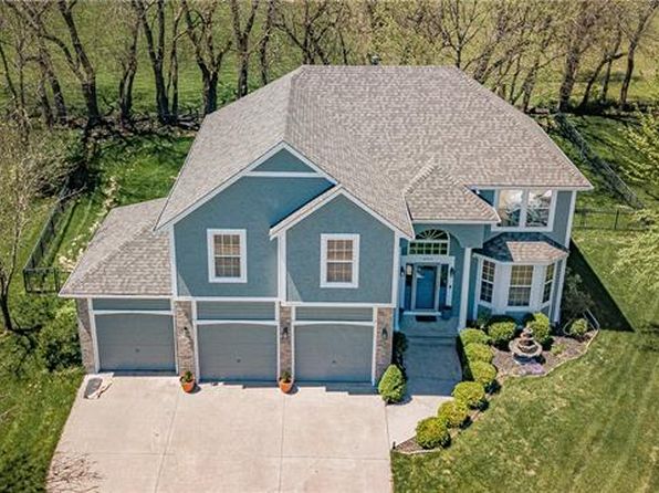 Lake Winnebago Real Estate - Lake Winnebago MO Homes For Sale | Zillow