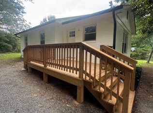 45680 Blackhawk Ln, New London, NC 28127