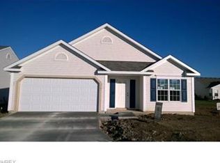 122 Carrington Ct, Elyria, OH 44035