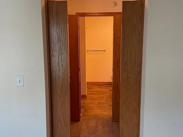 Door Creek Apartments — Photo 25