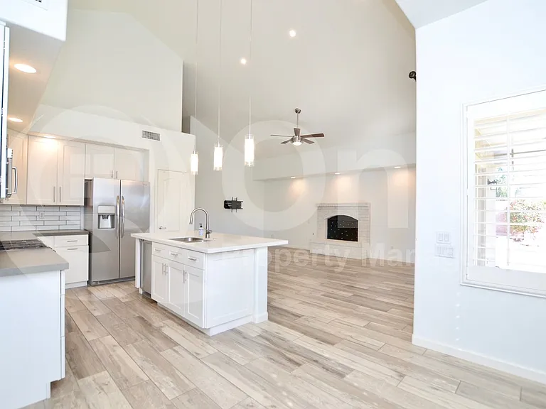 6629 W Rose Garden Ln — Photo 25