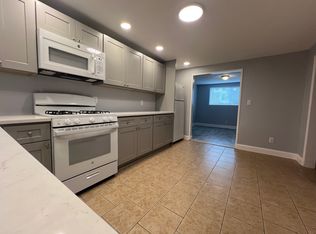 348 5th St #1, Jersey City, NJ 07302