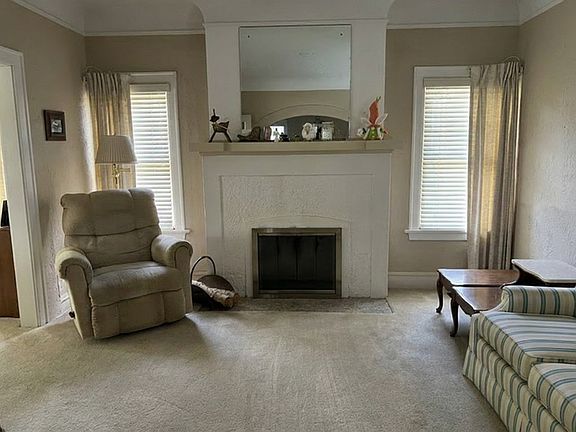 3rd image of 539 Meadow Ln